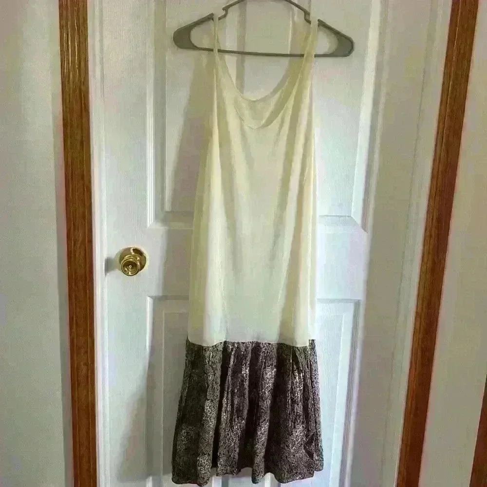 ๐ 3/$15 Vintage Floral Print 2 Piece Dress - Picture 3 of 5